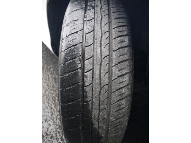 アクア Ｇ　２年保証付き　地デジＴＶ　ナビ　ブルートゥース　バックカメラ　ＥＴＣ　シートヒーター　禁煙車　キーレスキー　安全ボディ　オートエアコン　電格ミラー　ＡＢＳ　ＥＳＣ　アイドリングストップ（9枚目）