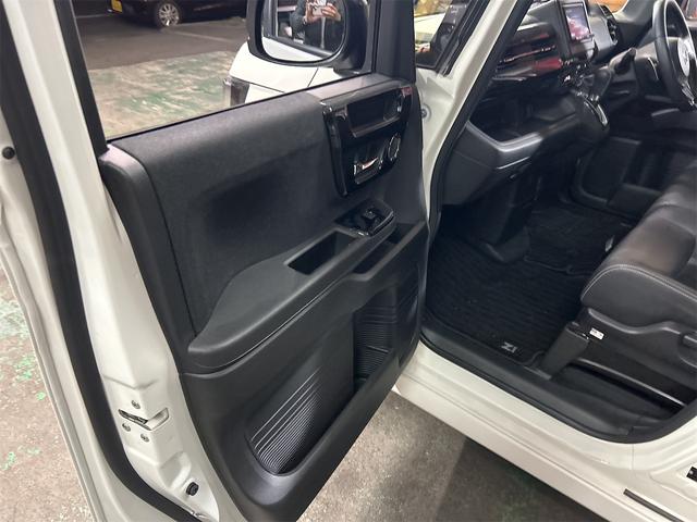 Ｎ－ＢＯＸカスタム Ｌターボ　メモリーナビ　Ｂｌｕｅｔｏｏｔｈオーディオ　ＤＶＤ　フルセグ　追尾式クルーズコントロール　ＩＣターボ　パドルシフト　ＬＥＤライト　フォグ　シーケンシャルウィンカー　純正アルミ　両側パワスラ（31枚目）