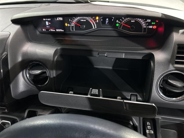 Ｎ－ＢＯＸカスタム Ｌターボ　メモリーナビ　Ｂｌｕｅｔｏｏｔｈオーディオ　ＤＶＤ　フルセグ　追尾式クルーズコントロール　ＩＣターボ　パドルシフト　ＬＥＤライト　フォグ　シーケンシャルウィンカー　純正アルミ　両側パワスラ（49枚目）