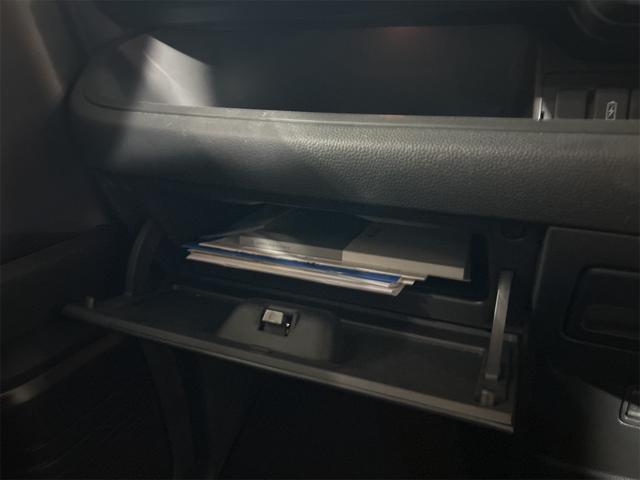 Ｎ－ＢＯＸカスタム Ｌターボ　メモリーナビ　Ｂｌｕｅｔｏｏｔｈオーディオ　ＤＶＤ　フルセグ　追尾式クルーズコントロール　ＩＣターボ　パドルシフト　ＬＥＤライト　フォグ　シーケンシャルウィンカー　純正アルミ　両側パワスラ（50枚目）