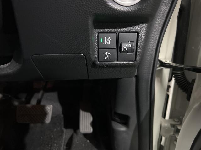 Ｎ－ＢＯＸカスタム Ｌターボ　メモリーナビ　Ｂｌｕｅｔｏｏｔｈオーディオ　ＤＶＤ　フルセグ　追尾式クルーズコントロール　ＩＣターボ　パドルシフト　ＬＥＤライト　フォグ　シーケンシャルウィンカー　純正アルミ　両側パワスラ（55枚目）