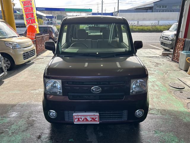 ムーヴコンテ Ｘ　コンピューター診断済　メモリーナビ　Ｂｌｕｅｔｏｏｔｈオーディオ　ＤＶＤ　フルセグ　スマートキー２個　アイドリングストップ　ベンチ―シート　アームレスト（収納ＢＯＸ付き）（11枚目）