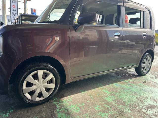 ムーヴコンテ Ｘ　コンピューター診断済　メモリーナビ　Ｂｌｕｅｔｏｏｔｈオーディオ　ＤＶＤ　フルセグ　スマートキー２個　アイドリングストップ　ベンチ―シート　アームレスト（収納ＢＯＸ付き）（15枚目）