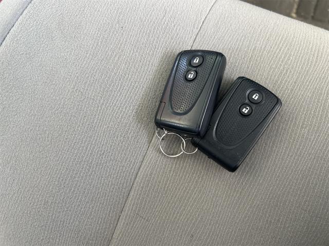 ムーヴコンテ Ｘ　コンピューター診断済　メモリーナビ　Ｂｌｕｅｔｏｏｔｈオーディオ　ＤＶＤ　フルセグ　スマートキー２個　アイドリングストップ　ベンチ―シート　アームレスト（収納ＢＯＸ付き）（49枚目）