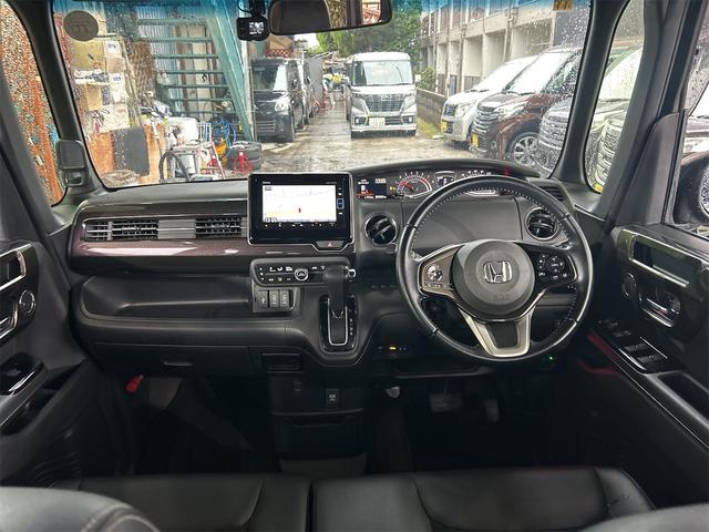 Ｎ－ＢＯＸカスタム Ｇ・Ｌターボホンダセンシング　コンピューター診断済　ＩＣターボ　メモリーナビ　Ｂｌｕｅｔｏｏｔｈオーディオ　ＤＶＤ　フルセグ　スマートキー　プッシュスタート　ＬＥＤライト・フォグ　純正シーケシャルウィンカー　純正アルミ（23枚目）