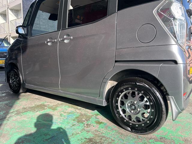 デイズルークス ハイウェイスター　Ｘターボ　コンピューター診断済み　後期×ＩＣターボ　メモリーナビ　ＤＶＤ　フルセグ　Ｂｌｕｅｔｏｏｔｈオーディオ　自動ドア　モノコックバー（フロア・エンジンルーム）（17枚目）