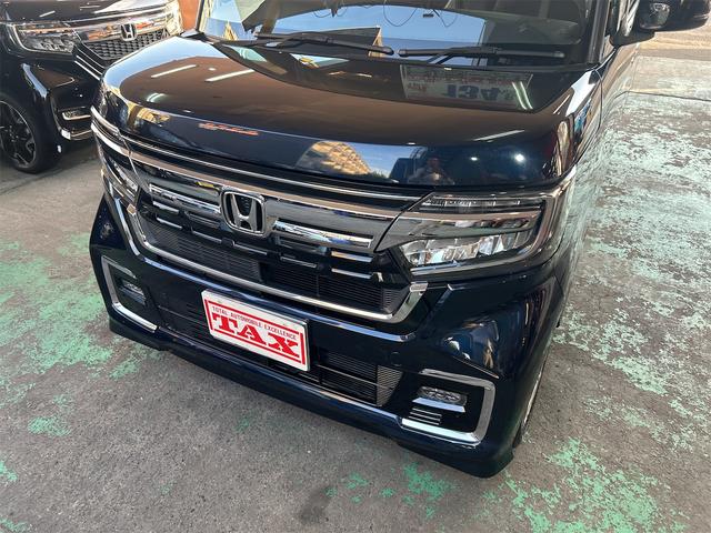 Ｎ－ＢＯＸカスタム Ｌターボ　ホンダセンシング　ＩＣターボ　純正ナビ　Ｂｌｕｅｔｏｏｔｈオーディオ　フルセグ　ＤＶＤ　電子パーキング　ブレーキホールド　追尾式レーダー　純正アルミ　ＬＥＤライト（シーケシャルウィンカー）（13枚目）