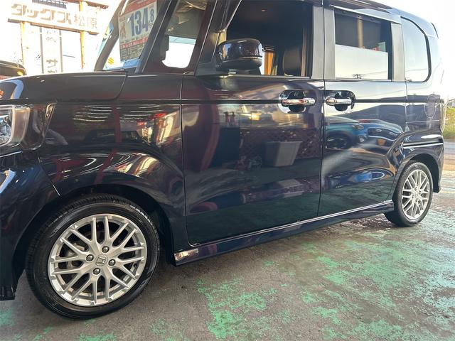 Ｎ－ＢＯＸカスタム Ｌターボ　ホンダセンシング　ＩＣターボ　純正ナビ　Ｂｌｕｅｔｏｏｔｈオーディオ　フルセグ　ＤＶＤ　電子パーキング　ブレーキホールド　追尾式レーダー　純正アルミ　ＬＥＤライト（シーケシャルウィンカー）（15枚目）