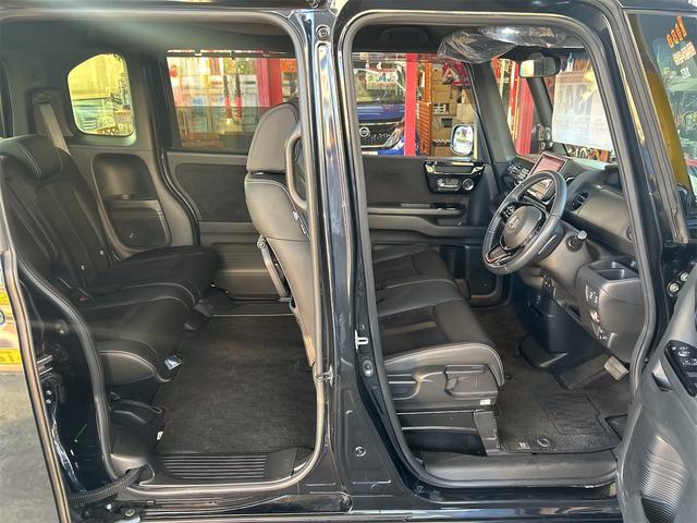 Ｎ－ＢＯＸカスタム Ｌターボ　ホンダセンシング　ＩＣターボ　純正ナビ　Ｂｌｕｅｔｏｏｔｈオーディオ　フルセグ　ＤＶＤ　電子パーキング　ブレーキホールド　追尾式レーダー　純正アルミ　ＬＥＤライト（シーケシャルウィンカー）（26枚目）