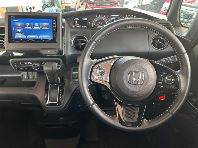 Ｎ－ＢＯＸカスタム Ｌターボ　ホンダセンシング　ＩＣターボ　純正ナビ　Ｂｌｕｅｔｏｏｔｈオーディオ　フルセグ　ＤＶＤ　電子パーキング　ブレーキホールド　追尾式レーダー　純正アルミ　ＬＥＤライト（シーケシャルウィンカー）（28枚目）