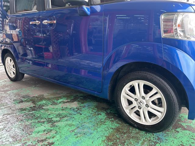 N-BOX G SSあんしんパッケージ コンピューター診断済 後期 メモリーナビ Bluetoothオーディオ DVD フルセグ ETC 両側自動ドア シートヒーター HIDライト バックシートテーブル リアスライドシート ホワイトアルミ(9枚目)