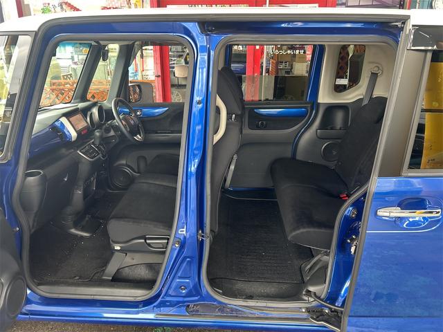 N-BOX G SSあんしんパッケージ コンピューター診断済 後期 メモリーナビ Bluetoothオーディオ DVD フルセグ ETC 両側自動ドア シートヒーター HIDライト バックシートテーブル リアスライドシート ホワイトアルミ(30枚目)