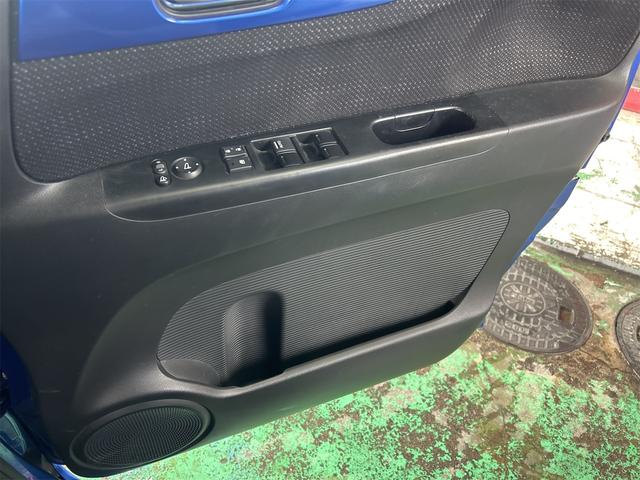 N-BOX G SSあんしんパッケージ コンピューター診断済 後期 メモリーナビ Bluetoothオーディオ DVD フルセグ ETC 両側自動ドア シートヒーター HIDライト バックシートテーブル リアスライドシート ホワイトアルミ(52枚目)