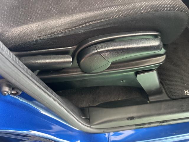 N-BOX G SSあんしんパッケージ コンピューター診断済 後期 メモリーナビ Bluetoothオーディオ DVD フルセグ ETC 両側自動ドア シートヒーター HIDライト バックシートテーブル リアスライドシート ホワイトアルミ(55枚目)