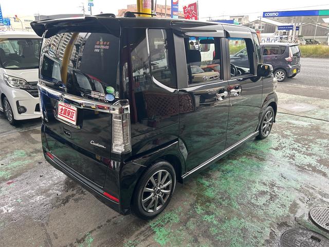 N-BOXカスタム G・Lパッケージ コンピューター診断済 走行4.4万キロ 後期 メモリーナビ Bluetoothオーディオ DVD フルセグ 自動ドア HIDライト フォグランプ 社外アルミ バックシートテーブル リアスライドシート(12枚目)