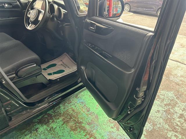 N-BOXカスタム G・Lパッケージ コンピューター診断済 走行4.4万キロ 後期 メモリーナビ Bluetoothオーディオ DVD フルセグ 自動ドア HIDライト フォグランプ 社外アルミ バックシートテーブル リアスライドシート(22枚目)