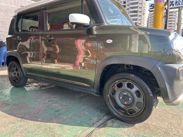 ハスラー Ｆリミテッド　特別限定車　ツートンカラー　専用色バンパーガーニッシュ　メモリーナビ　Ｂｌｕｅｔｏｏｔｈオーディオ　ＤＶＤ再生　フルセグ　スマートキー２個　純正スチールホイール　ＨＩＤライト（9枚目）