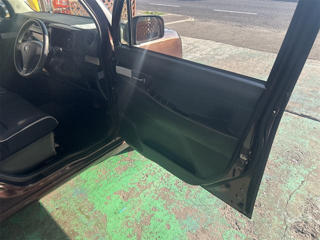 ムーヴコンテ カスタム X メモリーナビ Bluetoothオーディオ DVD フルセグ スマートキー エコアイドル 純正アルミ インパネ収納BOX HIDライト フォグランプ(24枚目)