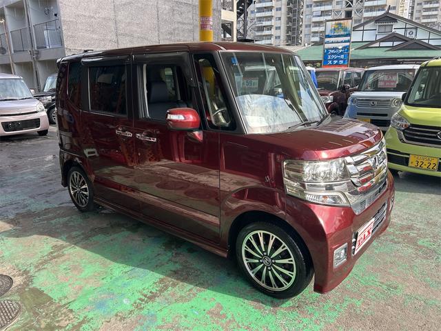 N-BOXカスタム G ターボSS安心パッケージ 後期×水冷直列3気筒DOHC12バルブターボ メモリーナビ ワンセグ スマートキー 純正15インチアルミ アイドリングストップ ベンチシート アームレスト クルコン(8枚目)