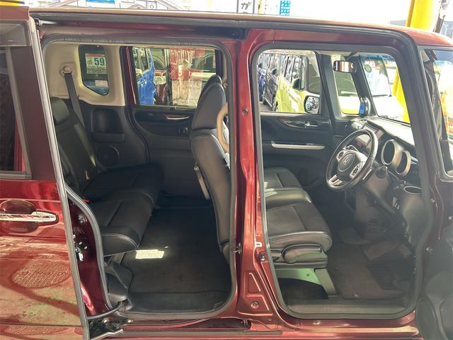 N-BOXカスタム G ターボSS安心パッケージ 後期×水冷直列3気筒DOHC12バルブターボ メモリーナビ ワンセグ スマートキー 純正15インチアルミ アイドリングストップ ベンチシート アームレスト クルコン(29枚目)