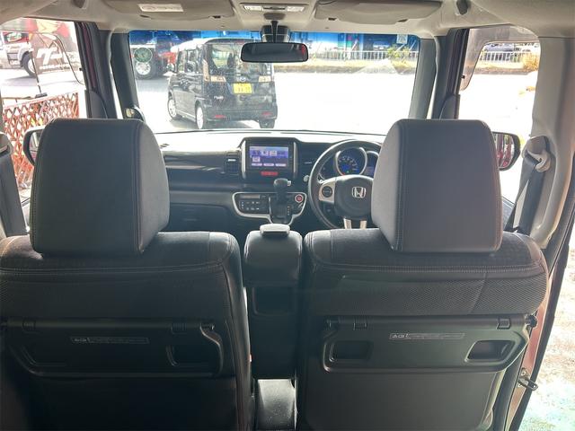 N-BOXカスタム G ターボSS安心パッケージ 後期×水冷直列3気筒DOHC12バルブターボ メモリーナビ ワンセグ スマートキー 純正15インチアルミ アイドリングストップ ベンチシート アームレスト クルコン(33枚目)