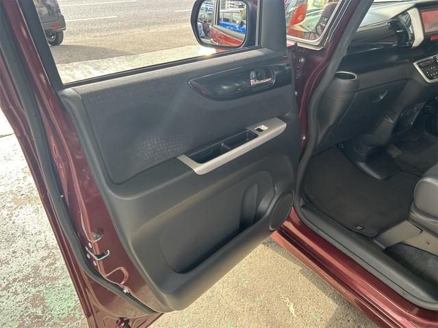 N-BOXカスタム G ターボSS安心パッケージ 後期×水冷直列3気筒DOHC12バルブターボ メモリーナビ ワンセグ スマートキー 純正15インチアルミ アイドリングストップ ベンチシート アームレスト クルコン(36枚目)