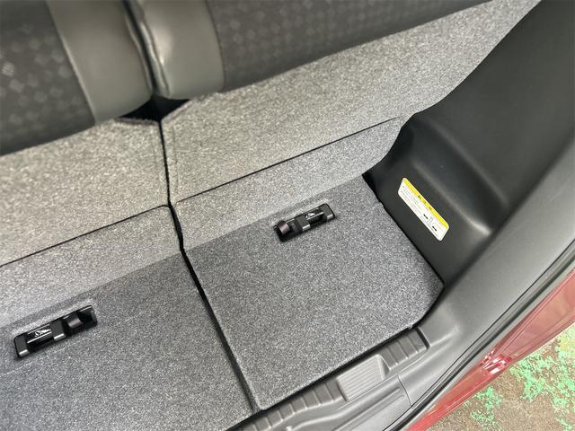 N-BOXカスタム G ターボSS安心パッケージ 後期×水冷直列3気筒DOHC12バルブターボ メモリーナビ ワンセグ スマートキー 純正15インチアルミ アイドリングストップ ベンチシート アームレスト クルコン(44枚目)