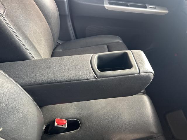 N-BOXカスタム G ターボSS安心パッケージ 後期×水冷直列3気筒DOHC12バルブターボ メモリーナビ ワンセグ スマートキー 純正15インチアルミ アイドリングストップ ベンチシート アームレスト クルコン(64枚目)