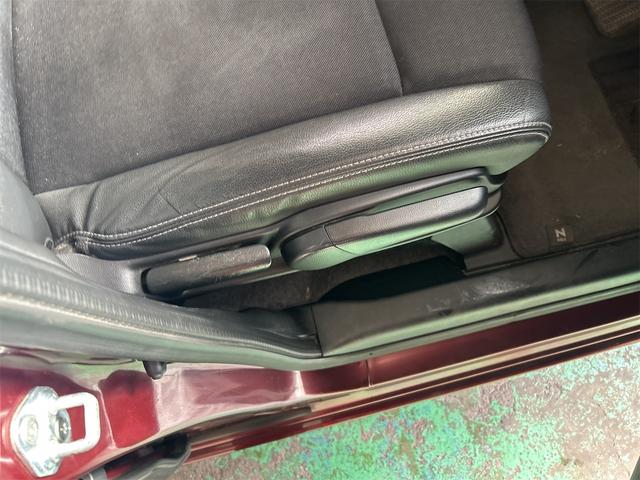 N-BOXカスタム G ターボSS安心パッケージ 後期×水冷直列3気筒DOHC12バルブターボ メモリーナビ ワンセグ スマートキー 純正15インチアルミ アイドリングストップ ベンチシート アームレスト クルコン(65枚目)