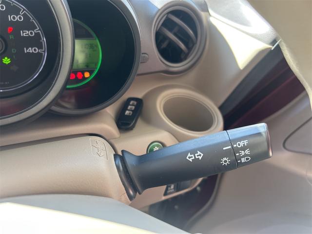 N-BOX G・Lパッケージ パワースライドドア 純正CDデッキ ステアスイッチ スマートキー プッシュスタート オートエアコン 純正アルミ(2024年製タイヤ) アームレスト コンピューター診断済み(53枚目)