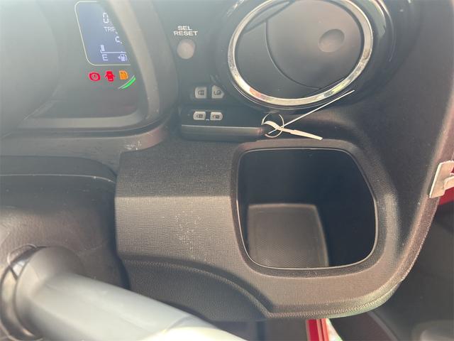 N-ONE ツアラー・Lパッケージ 水冷直列3気筒DOHC12バルブターボ メモリーナビ ワンセグ スマートキー 社外14インチアルミ アイドリングストップ ベンチシート アームレスト クルコン(57枚目)