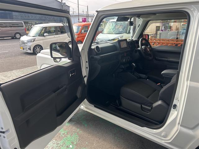 ジムニー ＸＣ　４ＷＤ×水冷直列３気筒ＩＣターボ　メモリーナビ　Ｂｌｕｅｔｏｏｔｈオーディオ　フルセグ　スマートキー　レーダーブレーキ　サムライ背面タイヤ　オートエアコン（29枚目）