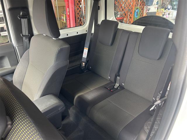 ジムニー ＸＣ　４ＷＤ×水冷直列３気筒ＩＣターボ　メモリーナビ　Ｂｌｕｅｔｏｏｔｈオーディオ　フルセグ　スマートキー　レーダーブレーキ　サムライ背面タイヤ　オートエアコン（32枚目）