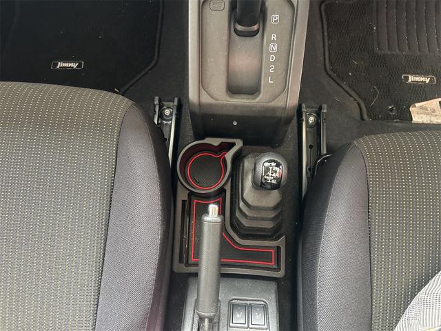 ジムニー ＸＣ　４ＷＤ×水冷直列３気筒ＩＣターボ　メモリーナビ　Ｂｌｕｅｔｏｏｔｈオーディオ　フルセグ　スマートキー　レーダーブレーキ　サムライ背面タイヤ　オートエアコン（45枚目）