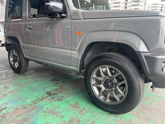 ジムニー ＸＣ　４ＷＤ×水冷直列３気筒ＤＯＨＣ１２バルブターボ　アルパインディスプレイオーディオ　Ｂｌｕｅｔｏｏｔｈオーディオ　スマートキー　背面タイヤ　　オートエアコン（9枚目）