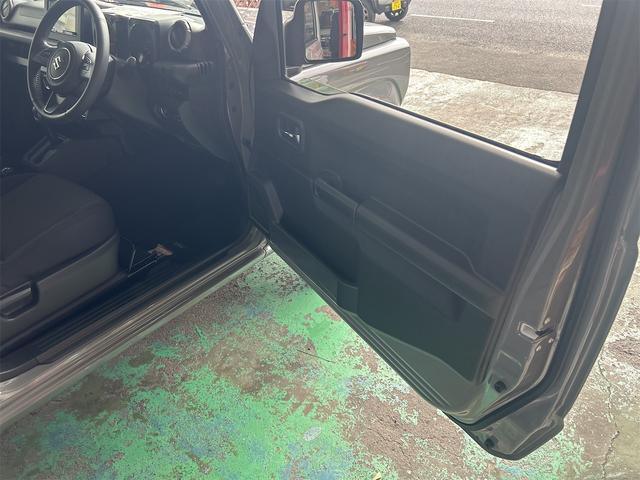 ジムニー ＸＣ　４ＷＤ×水冷直列３気筒ＤＯＨＣ１２バルブターボ　アルパインディスプレイオーディオ　Ｂｌｕｅｔｏｏｔｈオーディオ　スマートキー　背面タイヤ　　オートエアコン（24枚目）