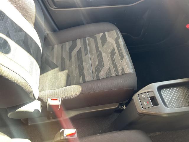 タフト Ｘ　スマートキー　プッシュスタート　電子パーキング　ＬＥＤオートヘッドライト　オートハイビーム　スカイルーフトップ　オートエアコン　レーダーブレーキ（53枚目）