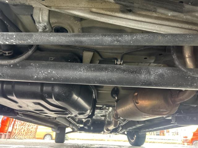 ハスラー ＪスタイルＩＩターボ　ハイブリッド＆モーター×ＩＣターボ　ツートン　メモリーナビ　Ｂｌｕｅｔｏｏｔｈオーディオ　ＤＶＤ　フルセグ　スマートキー　パドルシフト　ベンチシート　アームレスト　ＥＴＣ　インナーミラー型ドラレコ（76枚目）