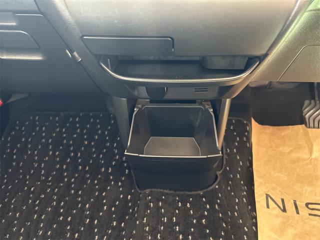 ルークス ハイウェイスター　Ｇターボプロパイロットエディション　水冷直列３気筒ＩＣターボ×ＨＶ　デカナビ　Ｂｌｕｅｔｏｏｔｈオーディオ　全方位カメラ　両側パワースライド　追尾式アダプティブクルーズコントロール　ＬＥＤライト　バックシートテーブル（55枚目）