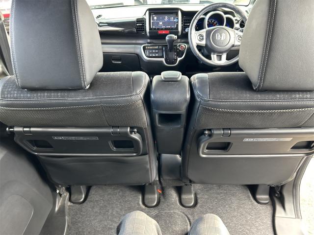 Ｎ－ＢＯＸカスタム Ｇ　ターボＳＳパッケージ　水冷直列３気筒ＩＣターボ×後期　純正ナビ　Ｂｌｕｅｔｏｏｔｈオーディオ　ＤＶＤ　フルセグ　Ｂカメラ　カロッツェリア前後ドラレコ　ＨＩＤライト・フォグ　純正１５インチアルミ　両側シートヒーター（33枚目）