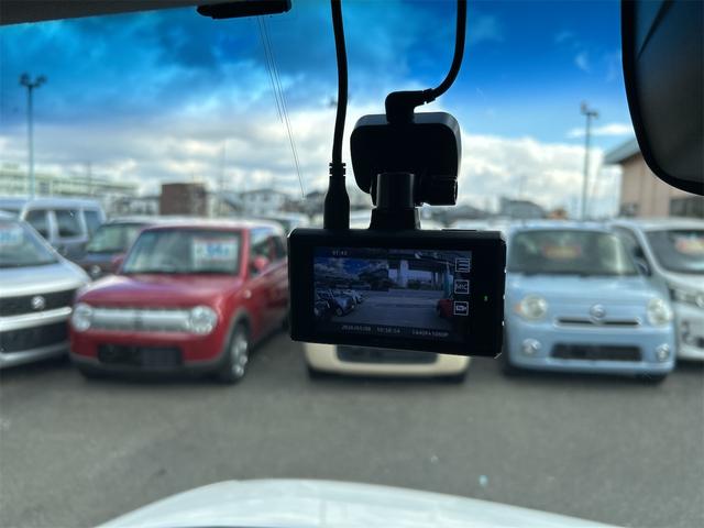 Ｎ－ＢＯＸカスタム Ｇ　ターボＳＳパッケージ　水冷直列３気筒ＩＣターボ×後期　純正ナビ　Ｂｌｕｅｔｏｏｔｈオーディオ　ＤＶＤ　フルセグ　Ｂカメラ　カロッツェリア前後ドラレコ　ＨＩＤライト・フォグ　純正１５インチアルミ　両側シートヒーター（43枚目）