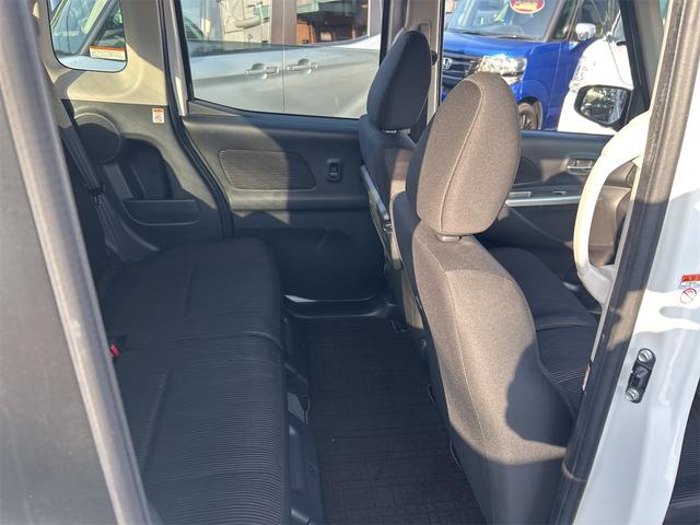 デイズルークス ハイウェイスター　Ｓ　７インチワイドナビ　Ｂｌｕｅｔｏｏｔｈオーディオ　　ワンセグ　両側自動ドア　ＨＩＤライト　フォグランプ　純正アルミ　ベンチシート　アームレスト（29枚目）