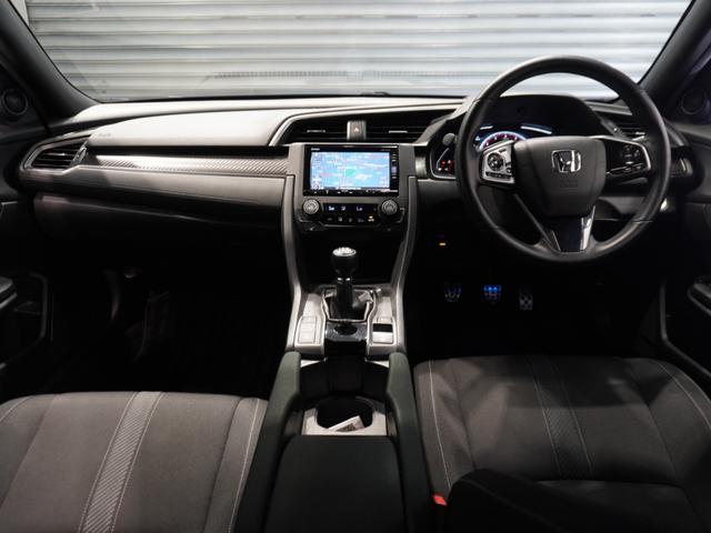 シビック ハッチバック　禁煙車　いまコレ＋　純正メモリーナビ　ＭｕｓｉｃＲａｃｋ　ＵＳＢ　フロントシーターヒート　ホンダセンシング　ＬＥＤヘッドライト　ＥＴＣ　クルーズコントロール　Ｕ－Ｓｅｌｅｃｔ１年間走行無制限保証（12枚目）