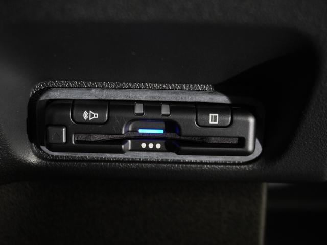 N-BOXカスタム ターボ 当社試乗車 禁煙車 純正メモリーナビ フロントシートヒーター ホンダセンシング 前後センサー LEDヘッドライト ETC ドライブレコーダー U-SelectPlemium2年間走行無制限保証(18枚目)