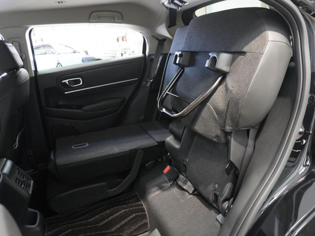 ヴェゼル ｅ：ＨＥＶＺ　純正メモリーナビ　フルセグ　シートヒーター　ドアバイザー　　ホンダセンシング　ＬＥＤヘッドライト　ＥＴＣ　クルーズコントロール　本革巻きステアリング　Ｕ－ＳｅｌｅｃｔＰｌｅｍｉｕｍ２年間走行無制限保証（67枚目）
