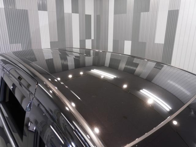 全車整備代金を車両本体価格に含んでおります。法定点検整備または定期点検を実施し、点検記録簿を発行致します。