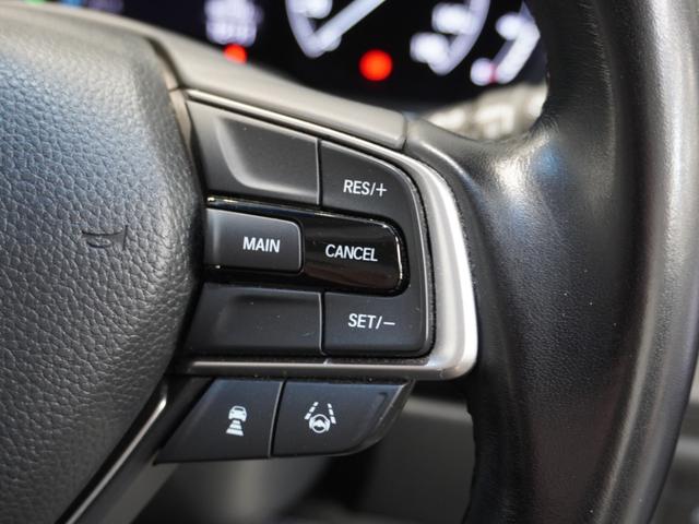 【ホンダセンシング】衝突を予測してブレーキをかけたり、前のクルマにちょうどいい距離でついていったりできる多彩な安心・快適機能を搭載した先進の安全運転支援システム。