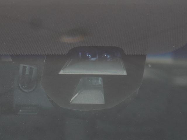 フィット １３Ｇ・Ｌパッケージファインエディション　メモリーナビ　フルセグ　ＣＤ　ＤＶＤ　ステアリングリモコンスイッチ　ＥＴＣ　リアカメラ　ドライブレコーダー　ＬＥＤヘッドライト　クルーズコントロール　禁煙車（12枚目）