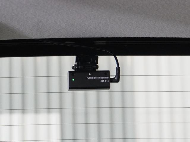 フィット １３Ｇ・Ｌパッケージファインエディション　メモリーナビ　フルセグ　ＣＤ　ＤＶＤ　ステアリングリモコンスイッチ　ＥＴＣ　リアカメラ　ドライブレコーダー　ＬＥＤヘッドライト　クルーズコントロール　禁煙車（50枚目）