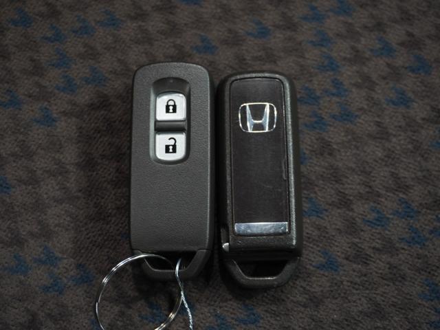 Ｎ－ＯＮＥ スタンダード　禁煙車　純正メモリーナビ　オートエアコン　ＣＤ　ＤＶＤ　スマートキー　フロアマット　Ｕ－Ｓｅｌｅｃｔ１年間走行無制限保証（17枚目）